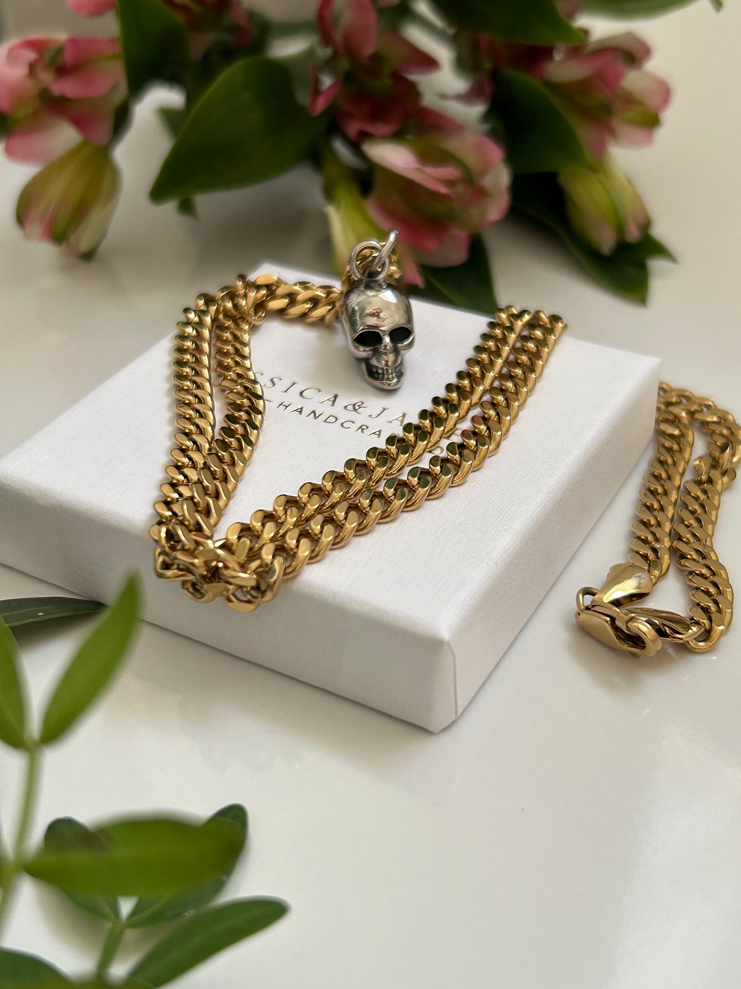 Skull Queen Necklace