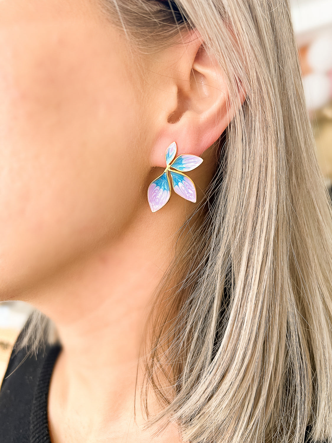 Gabby flower earrings in Purple/Blue