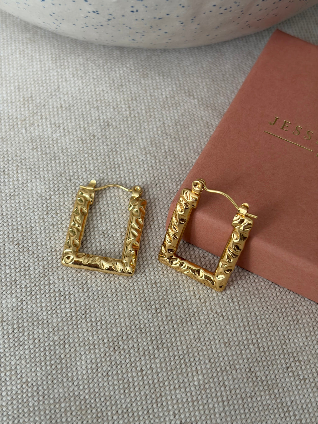 Scroll vintage style hoop earrings
