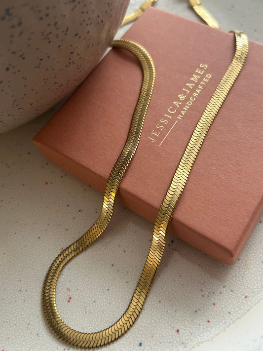 Chunky snake chain - wardrobe staple