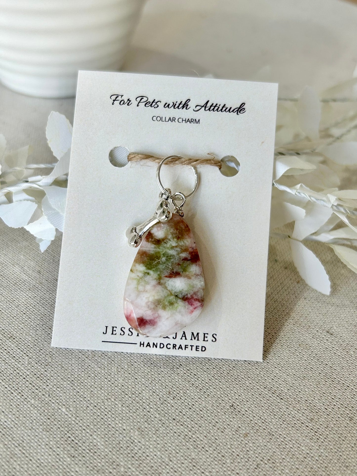 XL calming crystal pet collar charm - Agate | stress relieving, for nervous dogs