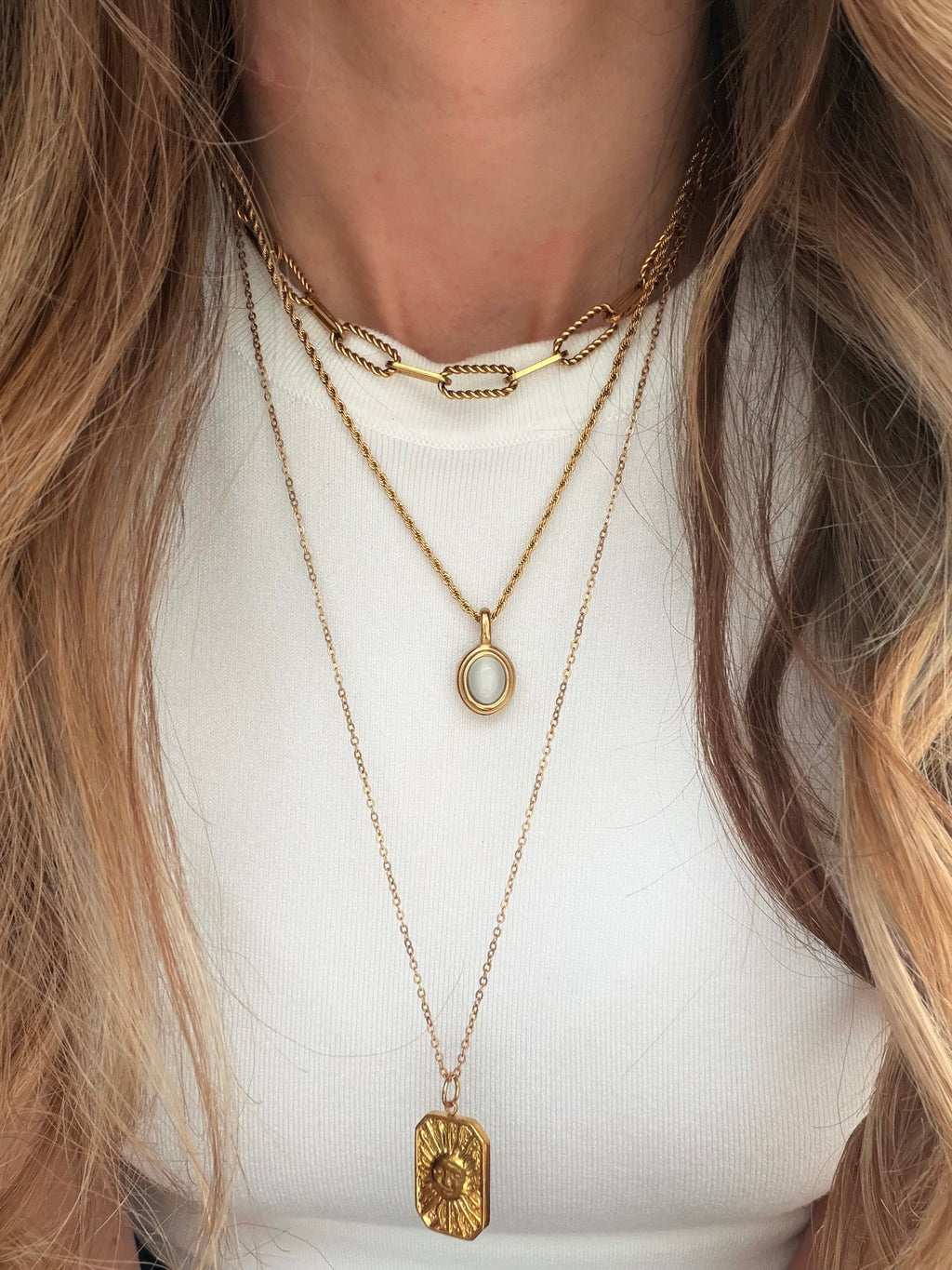 Cats eye moonstone necklace