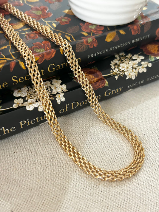 Chunky gold chain necklace